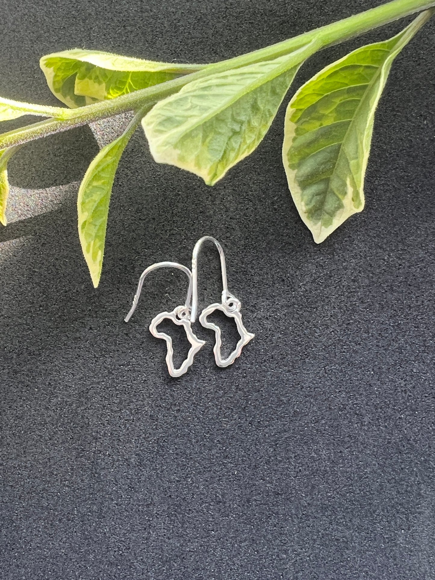 Sterling Silver Africa Outline