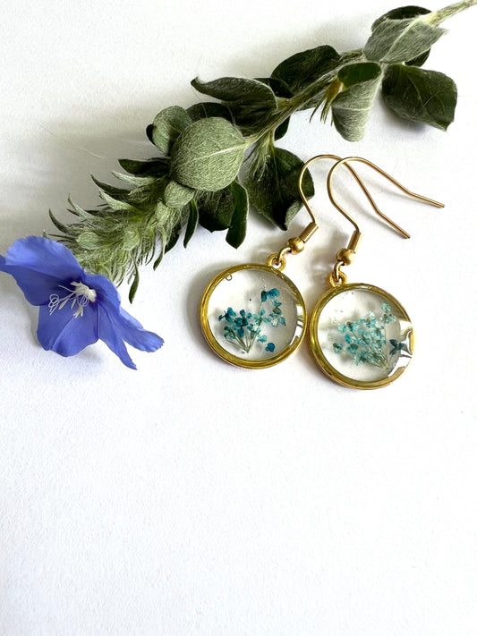 Bunch of real tiny blue flowers in a dainty gold framed earrings that perfect for gift anniversary minimalist