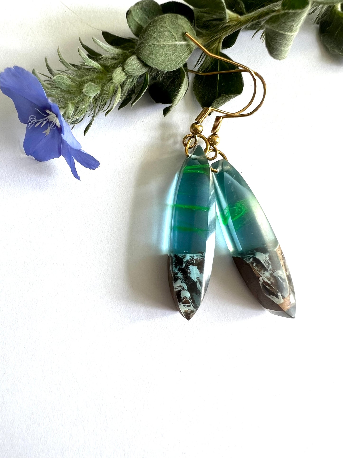 Snowy Rock Earrings