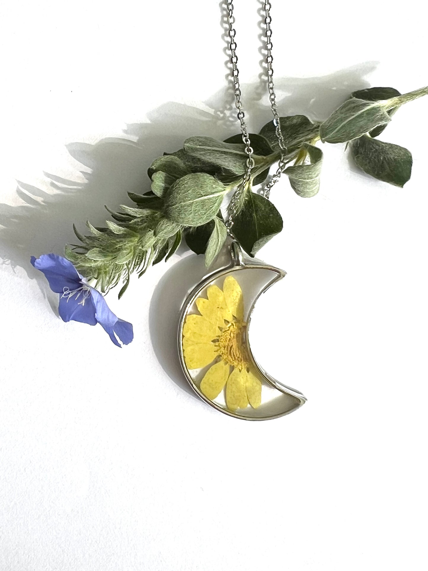 Fynbos and Leaf Moon Shape Resin Jewellery